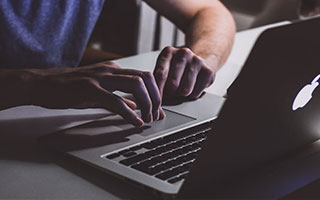 大世界在线观看：春节档票房破46亿，回家路上用手机也能看热门电影