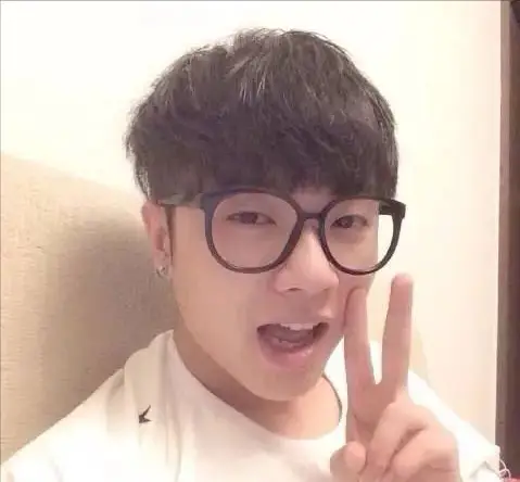 华晨宇整容_娱乐圈没整过容的明星_刘恺威整容后遗症