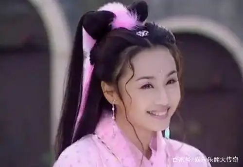 泪痣美女明星推荐_女明星脸上痣的美人_国内雀斑多的女明星